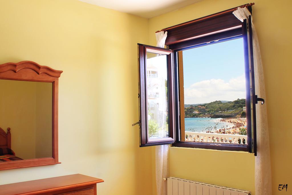 Pension Vega De Pas Comillas Exterior photo